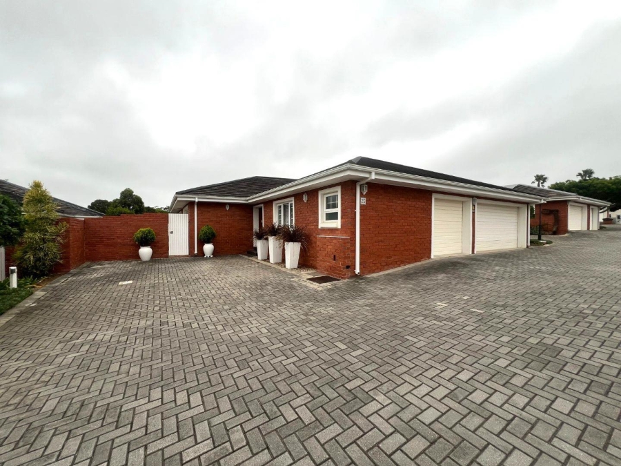 To Let 4 Bedroom Property for Rent in Walmer Eastern Cape